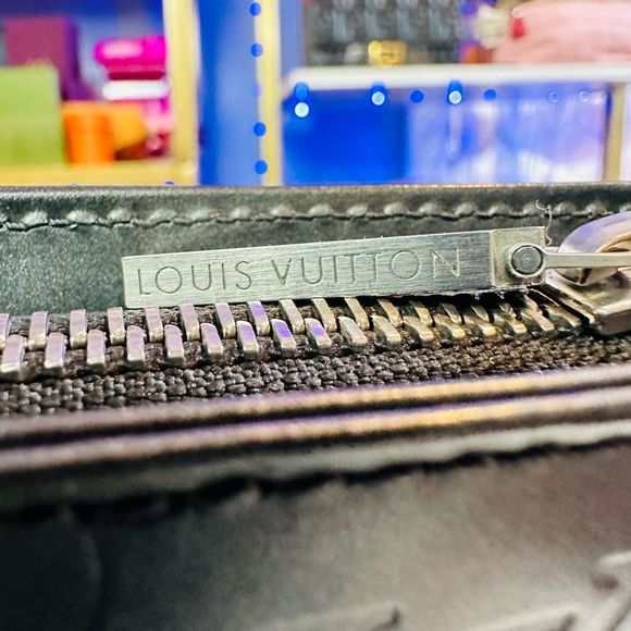 Louis Vuitton Monogram Mat Fowler handbag Silver Gray Shoulder Bag - Picture 6 of 14